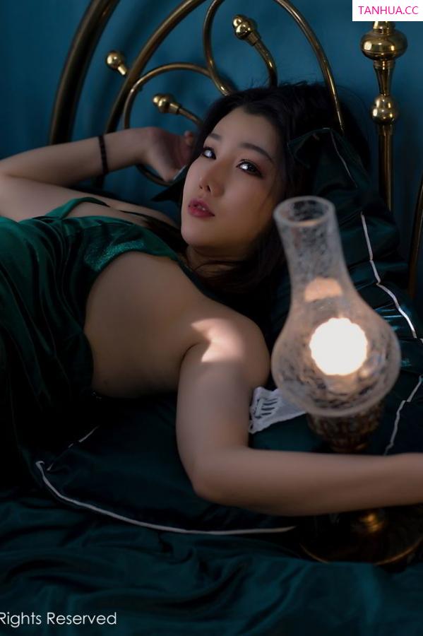 糯糯Nn  [XIUREN]高清写真图 2019.11.05 糯糯Nn第32张图片